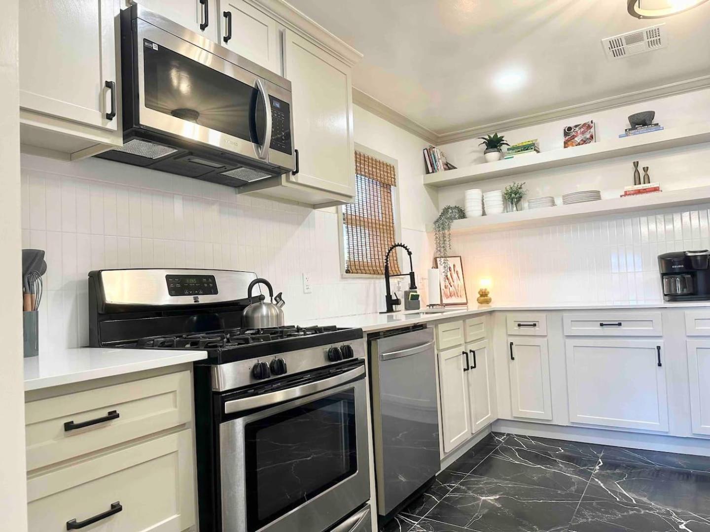 Campus Cottage Kng Bed! Walk To Uco And Downtown Edmond Exteriér fotografie