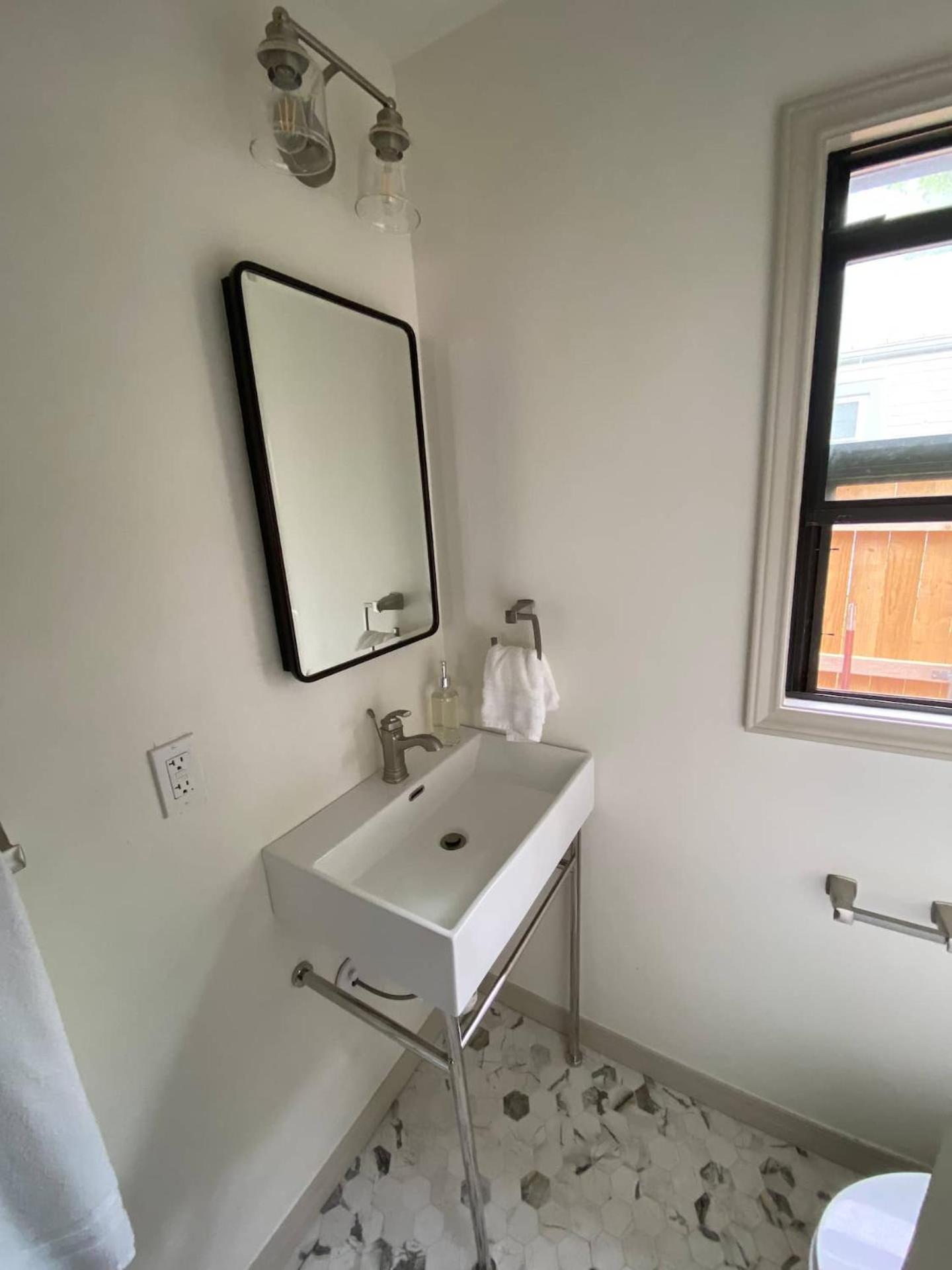 Campus Cottage Kng Bed! Walk To Uco And Downtown Edmond Exteriér fotografie